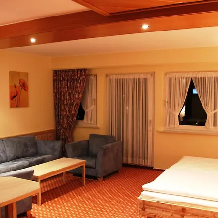 فندق Central-hotel