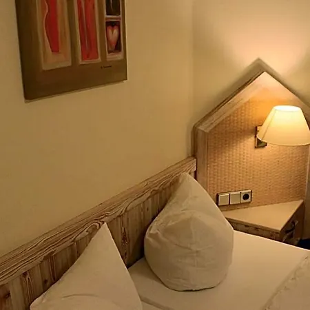 מלון Central-hotel