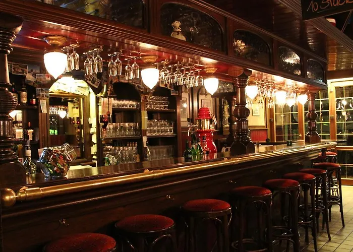 セントラル ホテル 3*