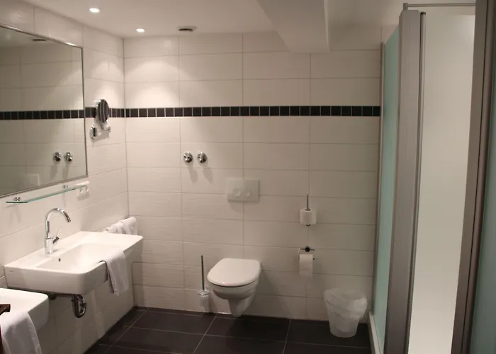 Central-hotel 3* Βίντερμπεργκ